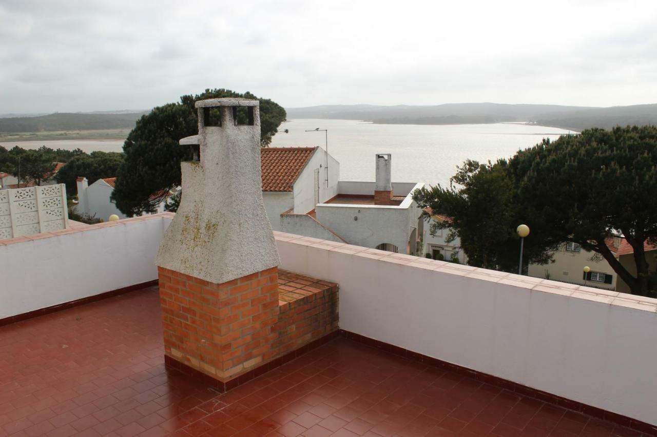 A Casa Da Foz Villa Nadadouro Exterior photo